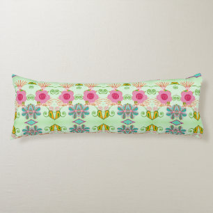 Coussins Longs Jardin Éclectique Enchantant : Beauté Florale Dive
