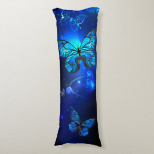 Coussins Longs Morpho Butterfly in the Dark Background