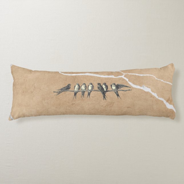 Coussins Longs Oiseaux sur surface fissurée, beige marron et text (Devant)