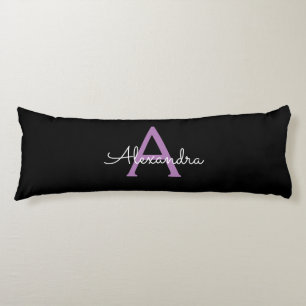 Coussins Longs Purple Black Script Girl Nom du monogramme