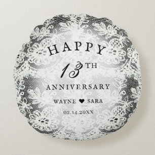 Coussins Ronds 13e anniversaire de mariage en dentelle noire et b
