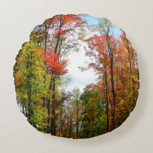Coussins Ronds Arbres d'automne et ciel bleu Photographie de la n