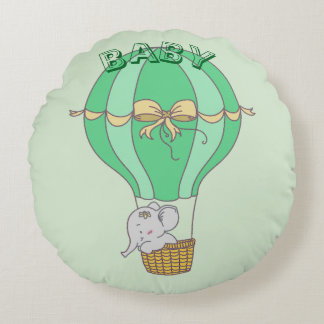 Coussins Ronds Baby Elephant Flying in Balloon Gender Neutral 