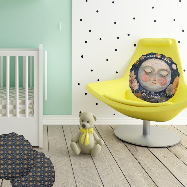 Coussins Ronds Céleste Moon Sweet Dreams Nom personnalisé Cute Ki (Sweet Dreams Celestial Moon Kids Own Name Round Pillow)