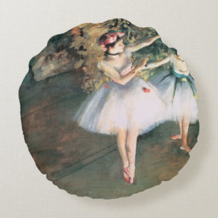 Coussins Ronds Deux danseuses sur une scène par Edgar Degas, Art 