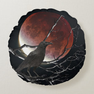 Coussins Ronds Jetez l'oreiller, le corbeau en rouge et noir