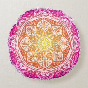 Coussins Ronds Mandala fleuri ornemental : vintage coloré.
