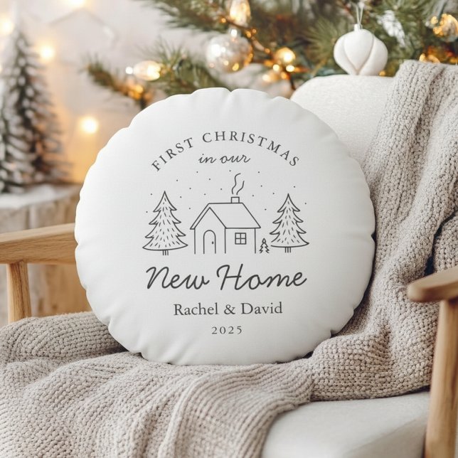 Coussins Ronds Premier Noël dans notre nouvelle maison | Art de l (Créateur téléchargé)
