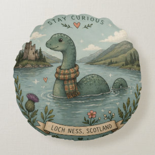 Coussins Ronds Restez Curieux Cozy Cryptide Nessie Monstre du Loc