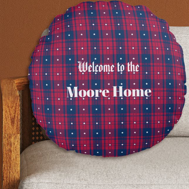Coussins Ronds Tartan - Patriotique - Bleu Rouge Étoiles Blanches (Tartan Plaid - Patriotic - Red Blue White Stars Round Pillow by Leapfroglisics Shop)