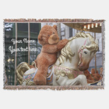 Carrousel avec ours en peluche