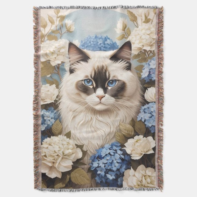 Couverture Chat Ragdoll Avec Fleurs Bleues D'Hydrangée (devant Vertical)