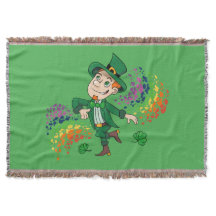 Joli et souriant dancing leprechaun, un arc-en-cie