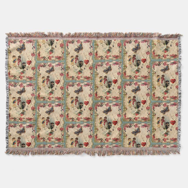 COUVERTURE LACE ANTIQUE VALENTINE, CUPIDE, AMOUREUX ET BOUTTE (Devant)
