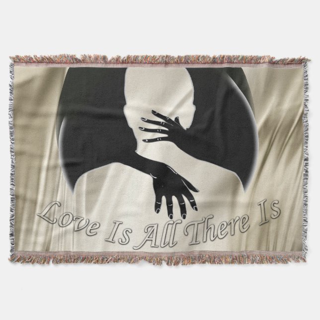 Couverture L'amour est tout ce qu'il y a (Devant)