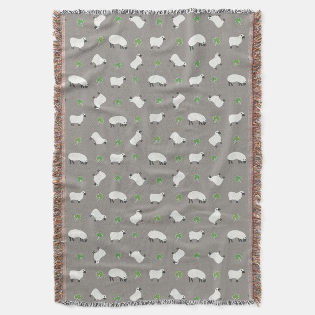 Couverture Motif irlandais de shamrock et de moutons (devant Vertical)