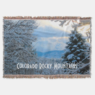Couverture Neige sur pins dans les montagnes rocheuses du Col
