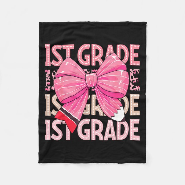 Couverture Polaire 1st Grade Girl Dot Coquette Pencil Bow Pink Leopar (Devant)