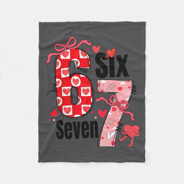 Couverture Polaire 6 7 Valentine Six Seven Meme Coquette Bow Hearts  (Devant)