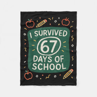 Couverture Polaire A survécu 67 jours d'école drôle six sept mains