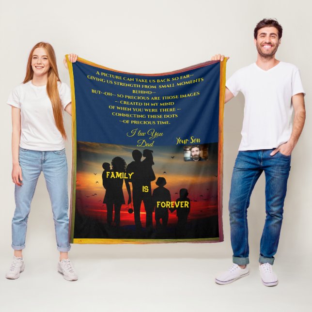 Couverture Polaire Aimé Un - Personnalisable Cadeau Moyenne Throw (En situation)