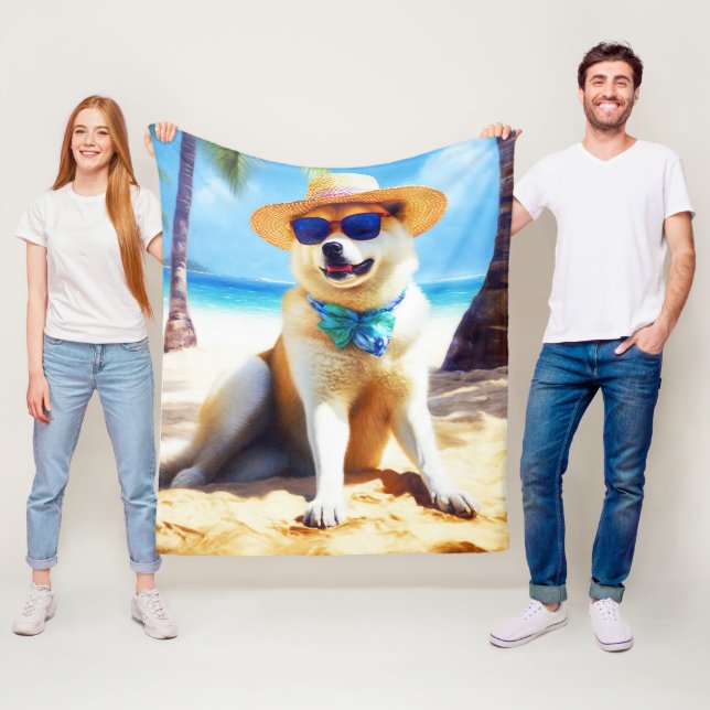 Couverture Polaire Akita sur la plage, cadeau d'été pour les amoureux (En situation)