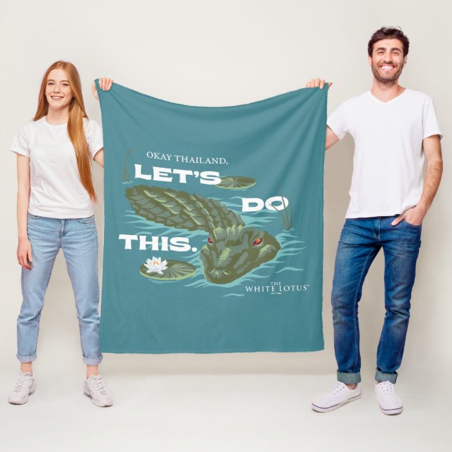 Couverture Polaire Alligator - Le Lotus Blanc (En situation)