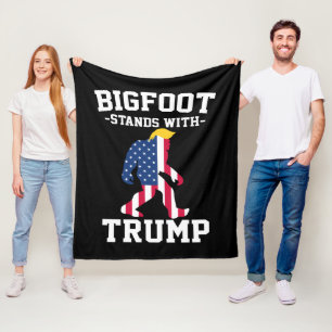 Couverture Polaire Bigfoot Se Déplace Avec Les Élections Trump De 202