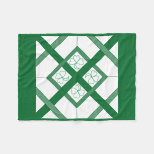 Couverture Polaire Blanche-Toison - Shamrocks sur Carrés