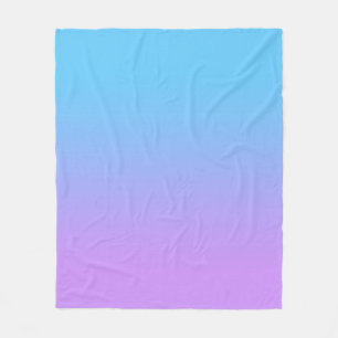 Couverture Polaire Bleu pâle et Lavande Linéaire Ombre Gradient Motif