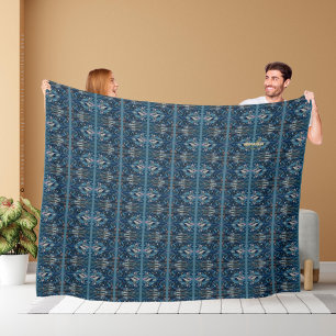 Couverture Polaire Bleu Stripe Paisley Blanche par la poète Adiela Ak