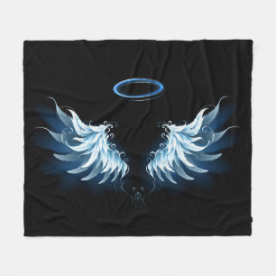 Couverture Polaire Blue Glowing Angel Wings on black background