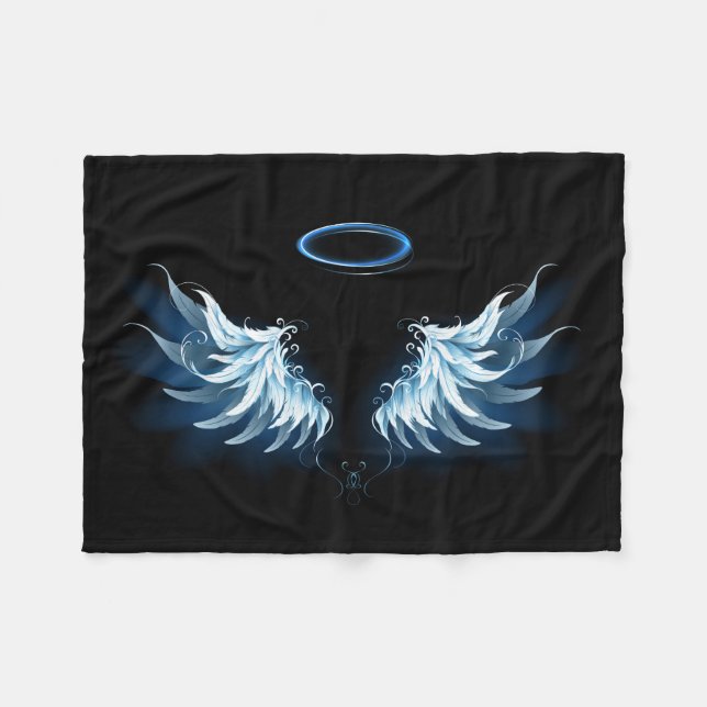 Couverture Polaire Blue Glowing Angel Wings on black background (Devant (Horizontal))