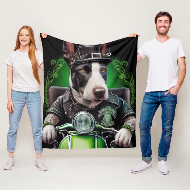 Couverture Polaire Bull Terrier Chien Conduite Vélo St. Patrick's Day (En situation)