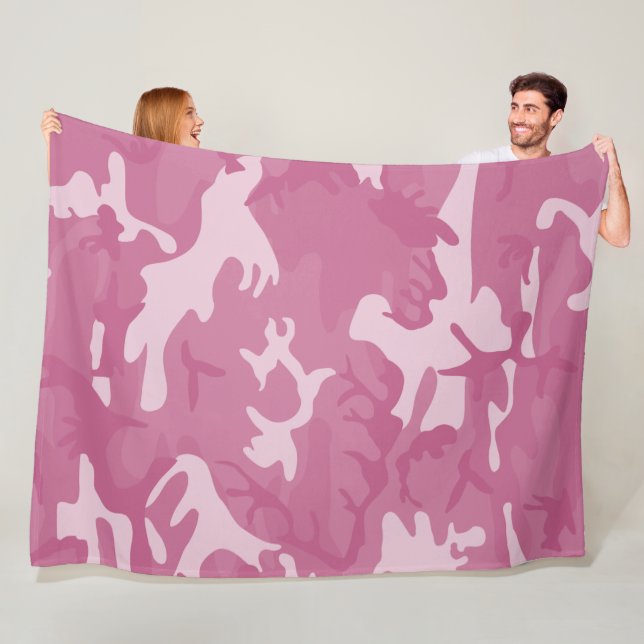 Couverture Polaire Camouflage Rose (En situation)