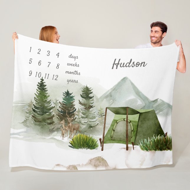 Couverture Polaire Camping Adventure Baby Milestone (En situation)