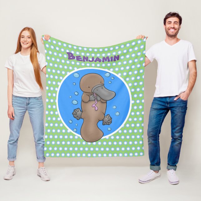 Couverture Polaire Caricature de platypus bébé très heureuse (En situation)