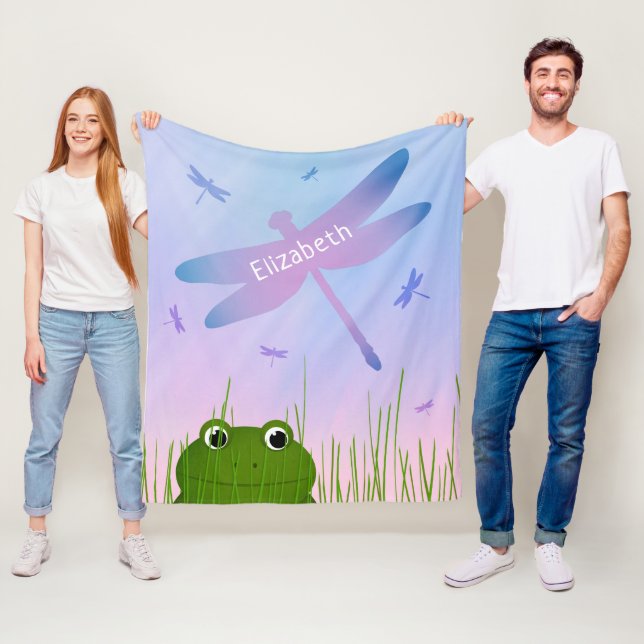 Couverture Polaire caricature grenouille regarder sur l'herbe dragonf (En situation)