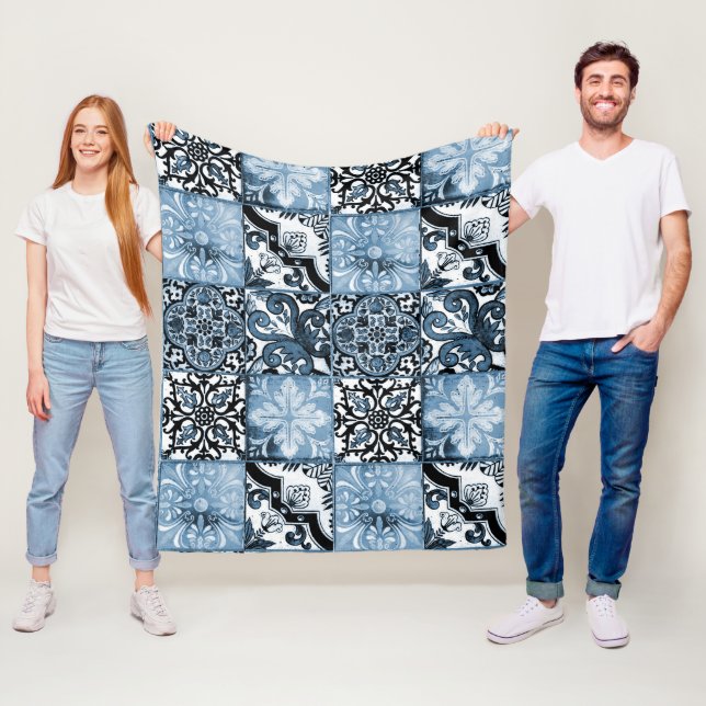 Couverture Polaire Carreau Océan (En situation)