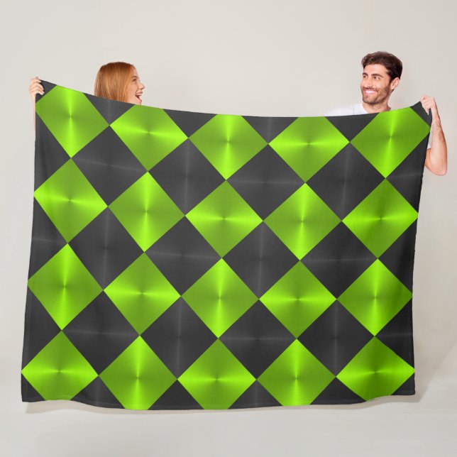 Couverture Polaire Carrés d'apparence métallique noir et vert (En situation)