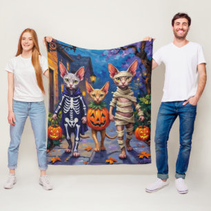 Couverture Polaire Chats Sphynx faisant Trick-or-Treating en costume