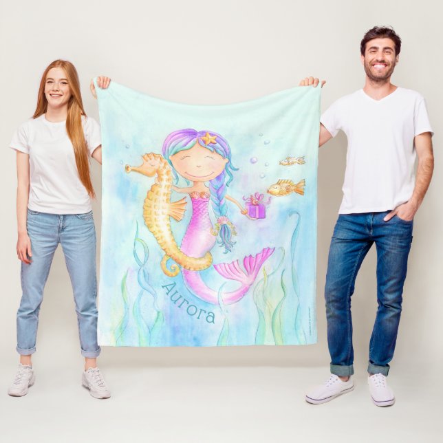 Couverture Polaire Cheval de mer Mermaid whimy aquarelle nom personna (En situation)