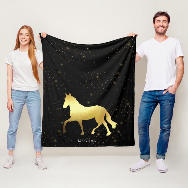 Couverture Polaire cheval d'or étoiles équestre Monogramme (En situation)