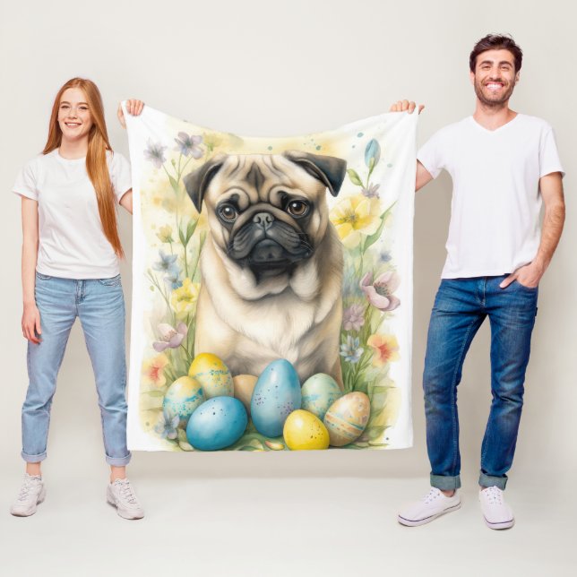 Couverture Polaire Chien de carlin avec oeufs de Pâques Fêtes (En situation)