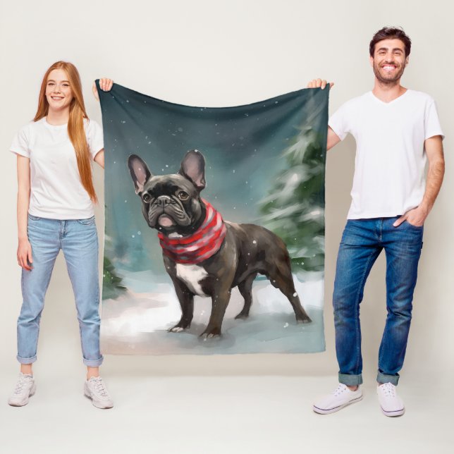 Couverture Polaire Chien de taureau français à Noël de neige (En situation)