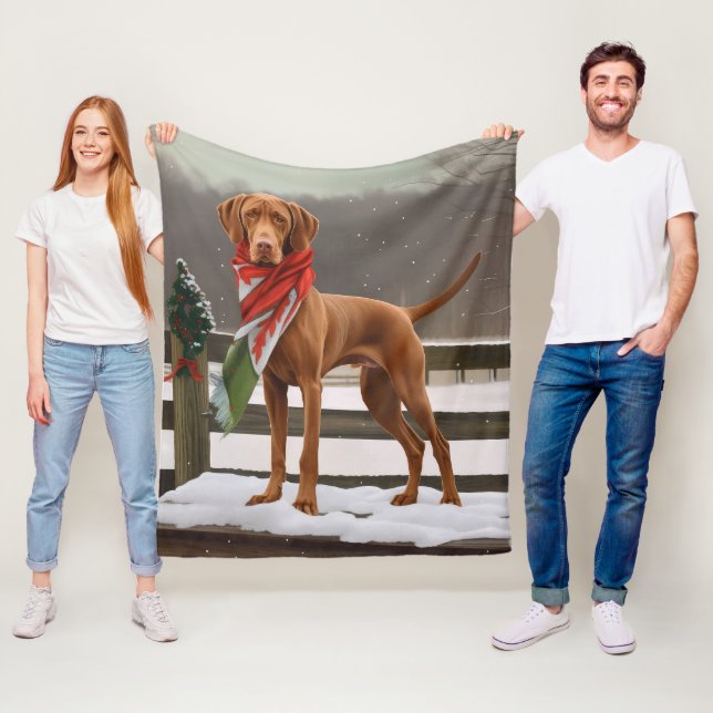 Couverture Polaire Chien de Vizsla à Noël de neige (En situation)