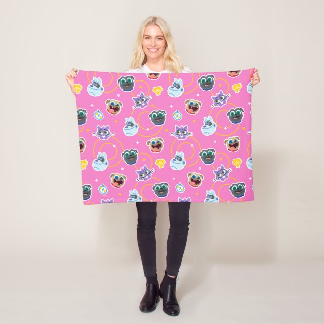 Couverture Polaire Chien rose Pals Motif rose (En situation)