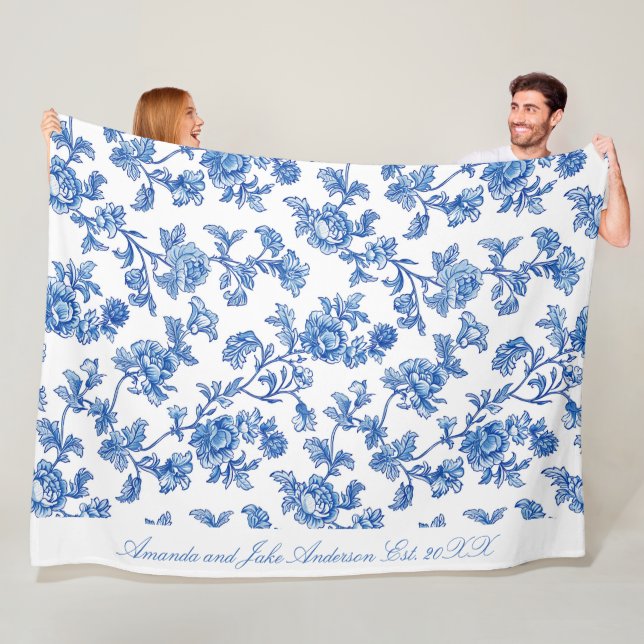 Couverture Polaire Chinoiserie bleu et blanc Nom personnalisé (En situation)