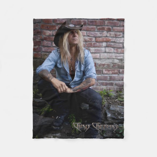 Couverture Polaire Chris Caffery assis à Brick Wall (Devant)