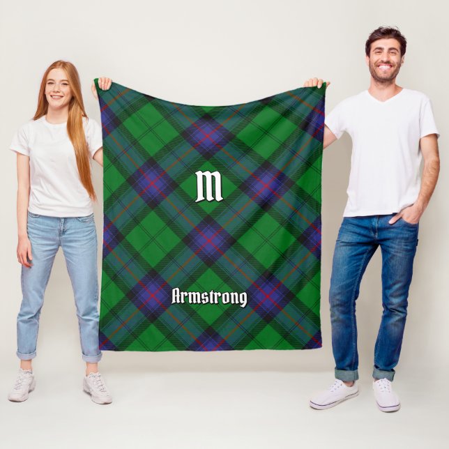 Couverture Polaire Clan Armstrong Tartan Fleece Blanche (En situation)